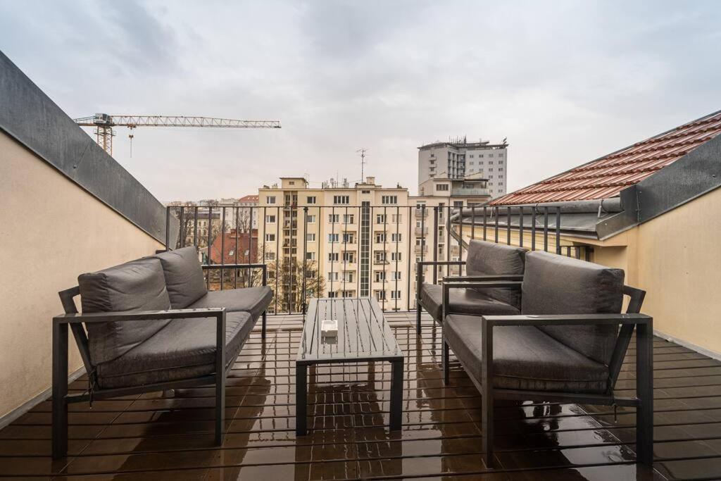 Luxusni Byt S Terasou V Centru Brünn  Kültér fotó
